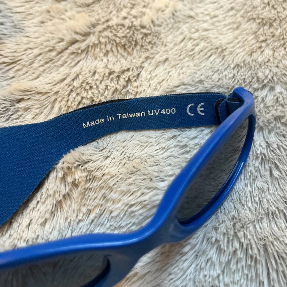 UVeez Baby Sunglasses W/ Attached Soft Strap Blue With Case 100% UV Protection